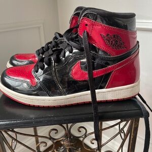 Air Jordan 1 Retro High OG Patent Bred